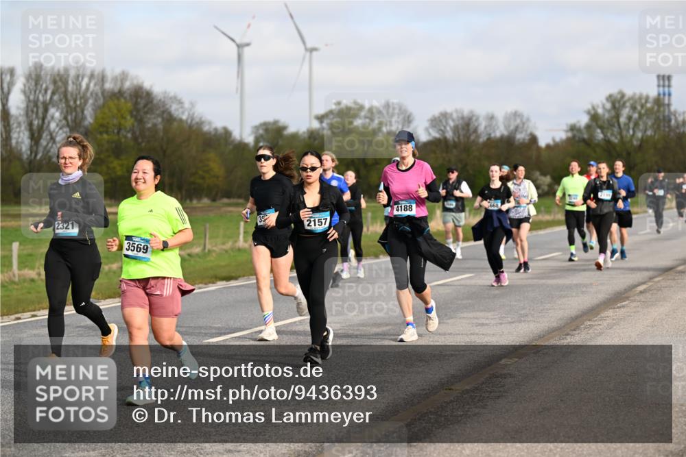 12.04.2026 - 45. Internationalen Wilhelmsburger Insellauf Dr. Thomas Lammeyer http://msf.ph/oto/9436393 12.04.2026 09:27:35 Laufen 2321, 3569, 2157, 4188, 668, 2199 meine-sportfotos.de