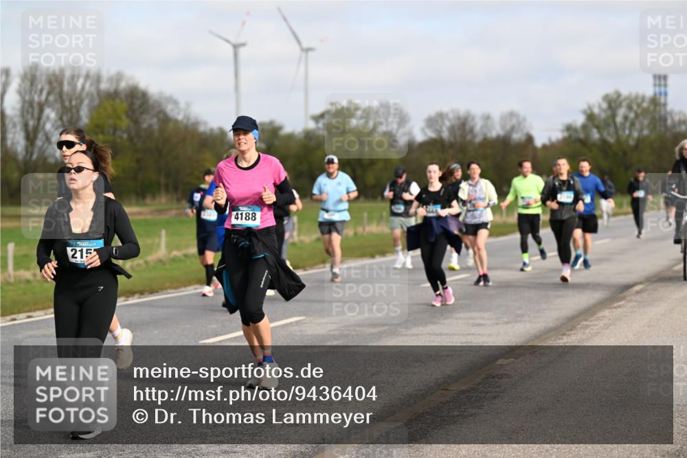 12.04.2026 - 45. Internationalen Wilhelmsburger Insellauf Dr. Thomas Lammeyer http://msf.ph/oto/9436404 12.04.2026 09:27:36 Laufen 215, 4188 meine-sportfotos.de