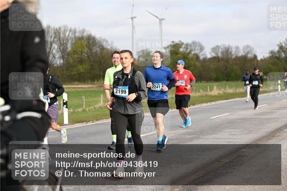 12.04.2026 - 45. Internationalen Wilhelmsburger Insellauf Dr. Thomas Lammeyer http://msf.ph/oto/9436419 12.04.2026 09:27:42 Laufen 4, 2199, 2241, 46 meine-sportfotos.de