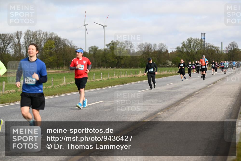 12.04.2026 - 45. Internationalen Wilhelmsburger Insellauf Dr. Thomas Lammeyer http://msf.ph/oto/9436427 12.04.2026 09:27:43 Laufen 2241, 46 meine-sportfotos.de