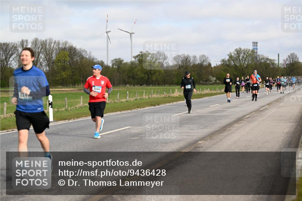 12.04.2026 - 45. Internationalen Wilhelmsburger Insellauf Dr. Thomas Lammeyer http://msf.ph/oto/9436428 12.04.2026 09:27:44 Laufen 224, 2353, 3046 meine-sportfotos.de