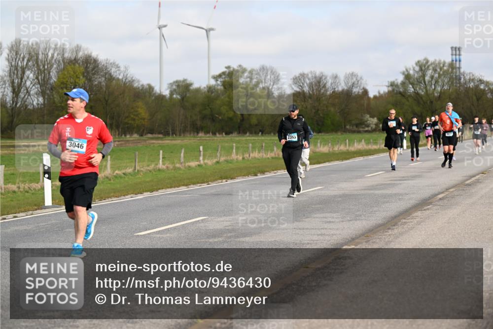 12.04.2026 - 45. Internationalen Wilhelmsburger Insellauf Dr. Thomas Lammeyer http://msf.ph/oto/9436430 12.04.2026 09:27:44 Laufen 3046, 2353, 3635 meine-sportfotos.de