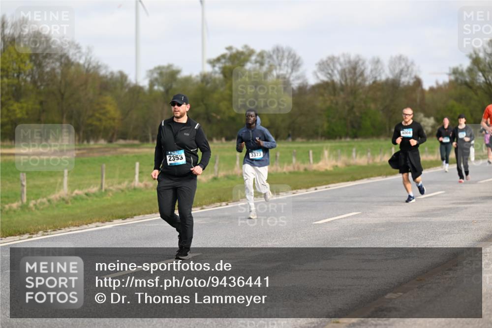 12.04.2026 - 45. Internationalen Wilhelmsburger Insellauf Dr. Thomas Lammeyer http://msf.ph/oto/9436441 12.04.2026 09:27:47 Laufen 2353, 204, 3373, 4004 meine-sportfotos.de