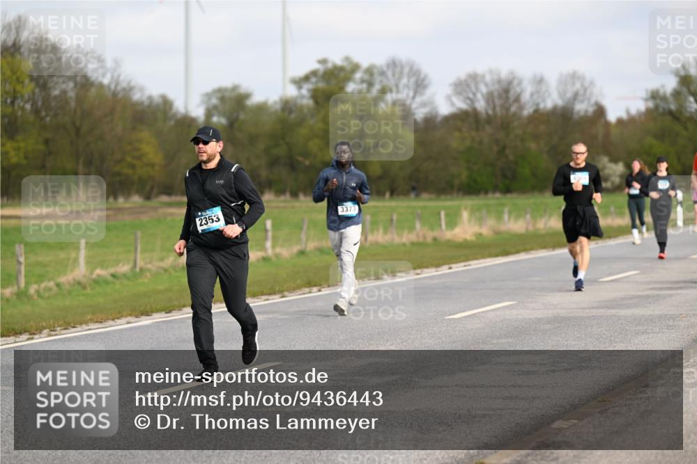 12.04.2026 - 45. Internationalen Wilhelmsburger Insellauf Dr. Thomas Lammeyer http://msf.ph/oto/9436443 12.04.2026 09:27:47 Laufen 2353, 3373 meine-sportfotos.de