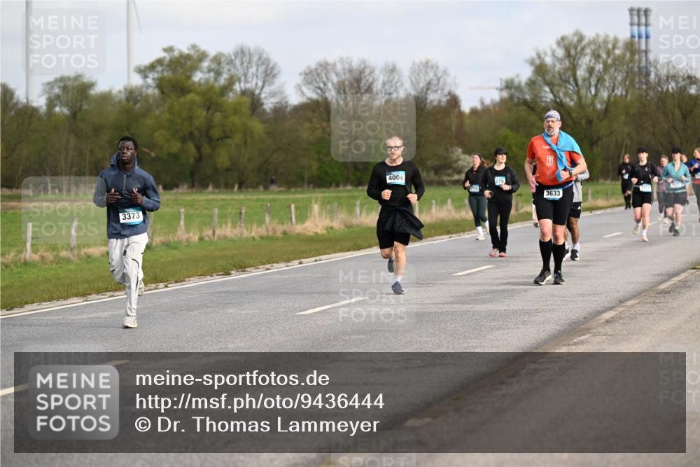 12.04.2026 - 45. Internationalen Wilhelmsburger Insellauf Dr. Thomas Lammeyer http://msf.ph/oto/9436444 12.04.2026 09:27:48 Laufen 3373, 4004, 279, 3633 meine-sportfotos.de