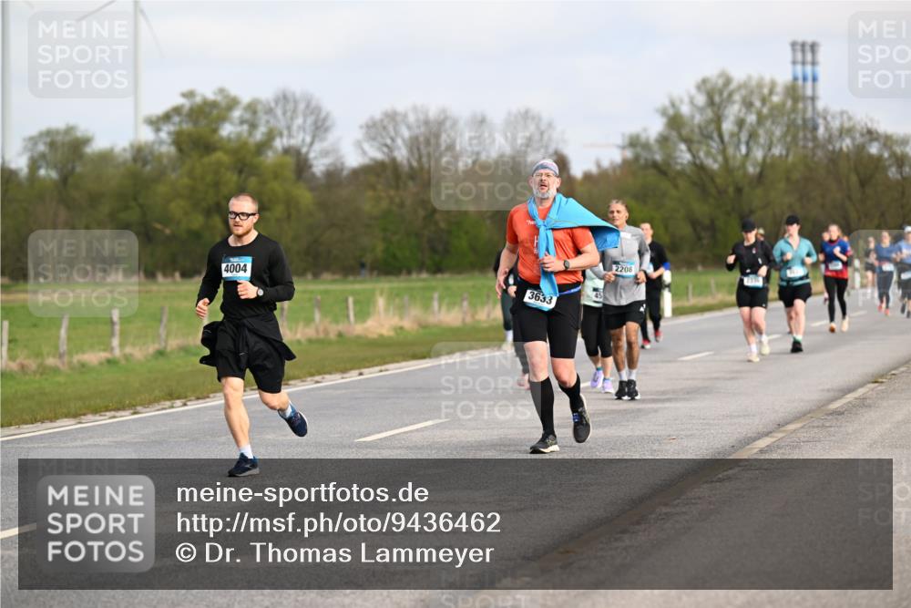 12.04.2026 - 45. Internationalen Wilhelmsburger Insellauf Dr. Thomas Lammeyer http://msf.ph/oto/9436462 12.04.2026 09:27:50 Laufen 4004, 3633, 2208 meine-sportfotos.de
