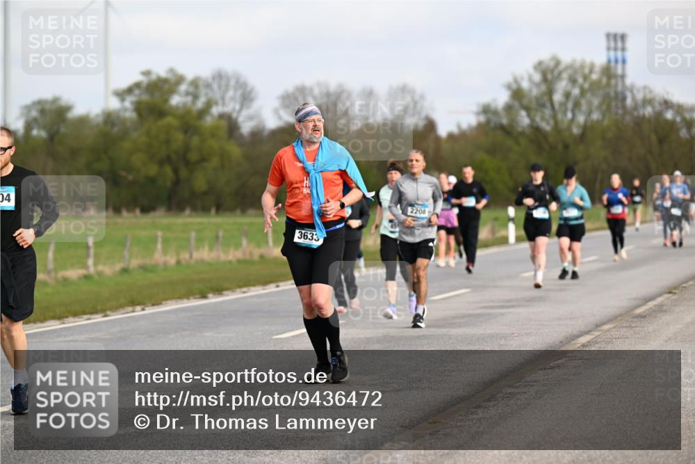 12.04.2026 - 45. Internationalen Wilhelmsburger Insellauf Dr. Thomas Lammeyer http://msf.ph/oto/9436472 12.04.2026 09:27:52 Laufen 04, 3633, 2208 meine-sportfotos.de