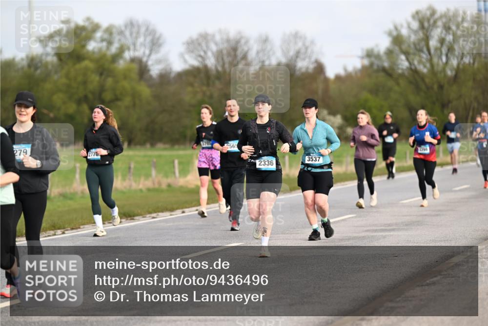 12.04.2026 - 45. Internationalen Wilhelmsburger Insellauf Dr. Thomas Lammeyer http://msf.ph/oto/9436496 12.04.2026 09:27:57 Laufen 3702, 279, 2565, 2776, 3537, 2336 meine-sportfotos.de