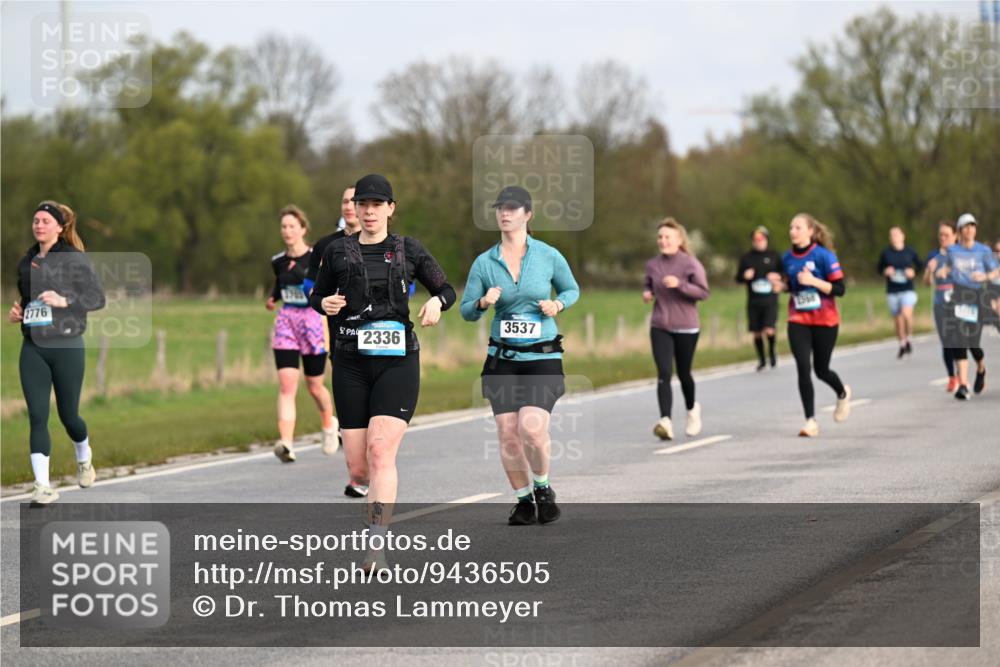 12.04.2026 - 45. Internationalen Wilhelmsburger Insellauf Dr. Thomas Lammeyer http://msf.ph/oto/9436505 12.04.2026 09:27:58 Laufen 2776, 2336, 3537 meine-sportfotos.de