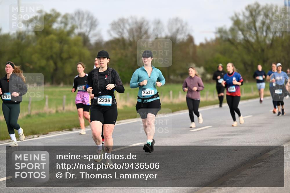 12.04.2026 - 45. Internationalen Wilhelmsburger Insellauf Dr. Thomas Lammeyer http://msf.ph/oto/9436506 12.04.2026 09:27:58 Laufen 2776, 2336, 3537 meine-sportfotos.de