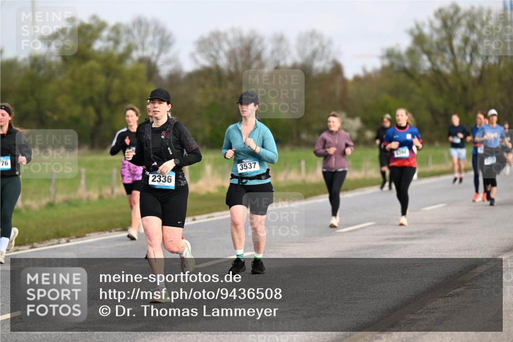 12.04.2026 - 45. Internationalen Wilhelmsburger Insellauf Dr. Thomas Lammeyer http://msf.ph/oto/9436508 12.04.2026 09:27:59 Laufen 76, 2336, 3537 meine-sportfotos.de