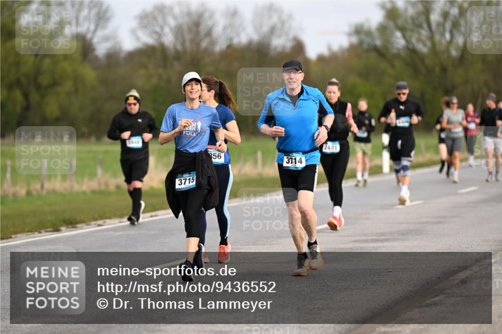 12.04.2026 - 45. Internationalen Wilhelmsburger Insellauf Dr. Thomas Lammeyer http://msf.ph/oto/9436552 12.04.2026 09:28:07 Laufen 71548, 3715, 356, 3714, 2481 meine-sportfotos.de