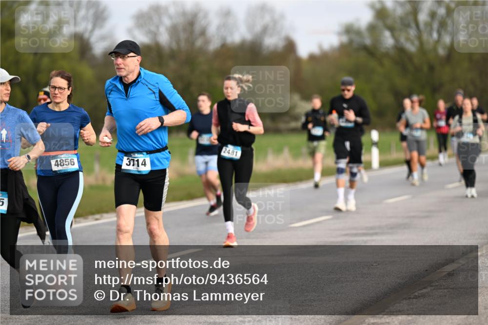 12.04.2026 - 45. Internationalen Wilhelmsburger Insellauf Dr. Thomas Lammeyer http://msf.ph/oto/9436564 12.04.2026 09:28:09 Laufen 4856, 3714, 2481 meine-sportfotos.de