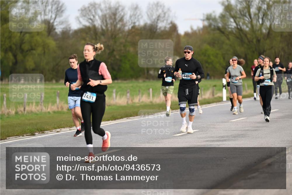12.04.2026 - 45. Internationalen Wilhelmsburger Insellauf Dr. Thomas Lammeyer http://msf.ph/oto/9436573 12.04.2026 09:28:10 Laufen 2481, 3298, 440, 2165 meine-sportfotos.de