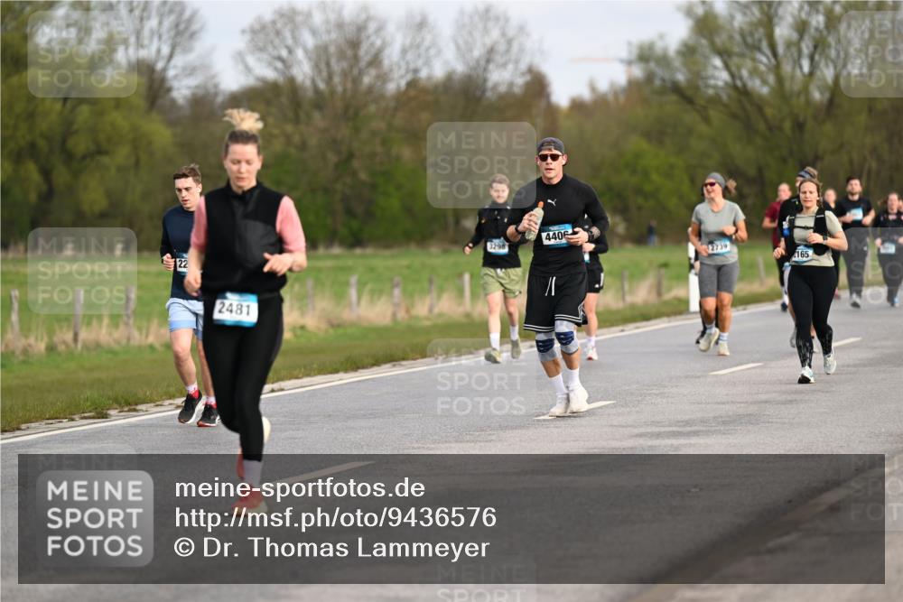 12.04.2026 - 45. Internationalen Wilhelmsburger Insellauf Dr. Thomas Lammeyer http://msf.ph/oto/9436576 12.04.2026 09:28:11 Laufen 22, 2481, 3298, 4406, 12739, 2165 meine-sportfotos.de