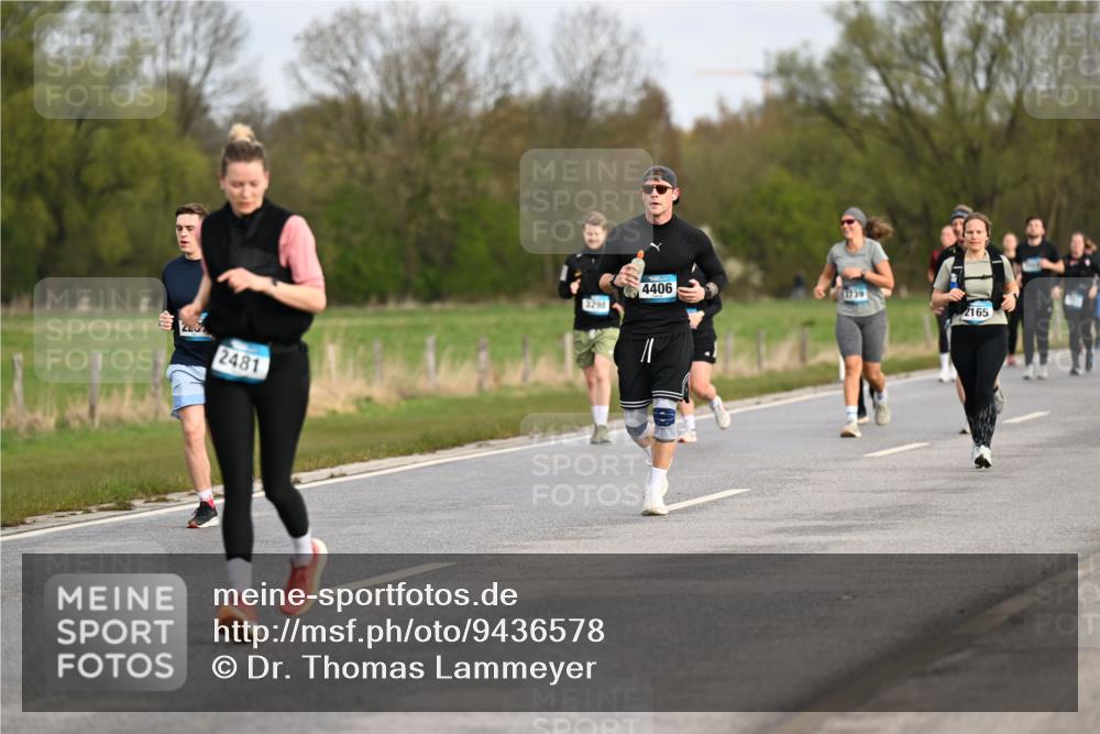 12.04.2026 - 45. Internationalen Wilhelmsburger Insellauf Dr. Thomas Lammeyer http://msf.ph/oto/9436578 12.04.2026 09:28:11 Laufen 2481, 3298, 4406, 2739, 2165 meine-sportfotos.de