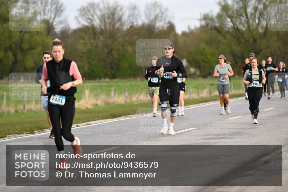 12.04.2026 - 45. Internationalen Wilhelmsburger Insellauf Dr. Thomas Lammeyer http://msf.ph/oto/9436579 12.04.2026 09:28:11 Laufen 31, 2481, 3298, 440, 297, 2165 meine-sportfotos.de