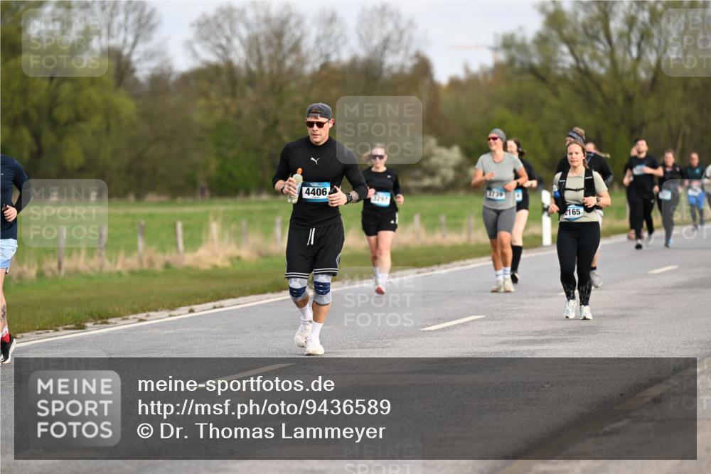 12.04.2026 - 45. Internationalen Wilhelmsburger Insellauf Dr. Thomas Lammeyer http://msf.ph/oto/9436589 12.04.2026 09:28:12 Laufen 4406, 3297, 2165 meine-sportfotos.de