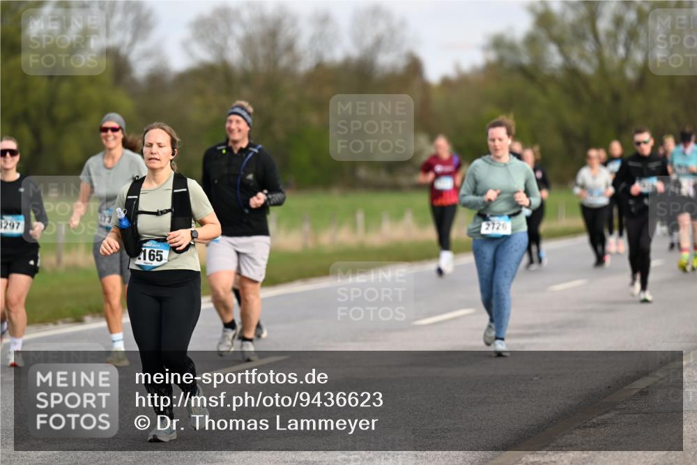 12.04.2026 - 45. Internationalen Wilhelmsburger Insellauf Dr. Thomas Lammeyer http://msf.ph/oto/9436623 12.04.2026 09:28:19 Laufen 3297, 165, 2126 meine-sportfotos.de