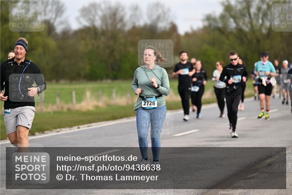 12.04.2026 - 45. Internationalen Wilhelmsburger Insellauf Dr. Thomas Lammeyer http://msf.ph/oto/9436638 12.04.2026 09:28:21 Laufen 2726, 5928 meine-sportfotos.de