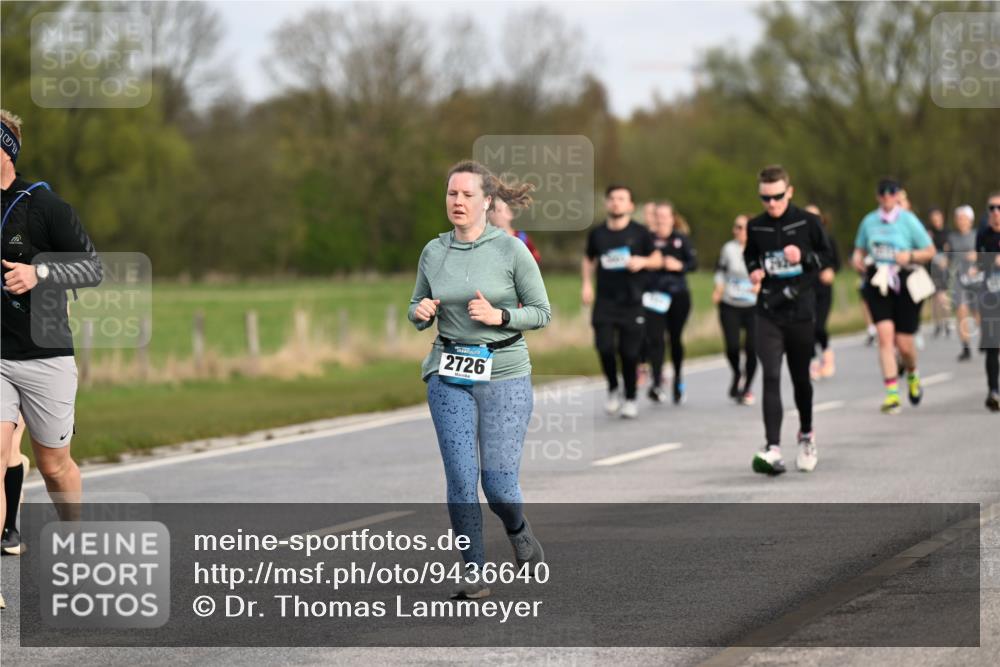 12.04.2026 - 45. Internationalen Wilhelmsburger Insellauf Dr. Thomas Lammeyer http://msf.ph/oto/9436640 12.04.2026 09:28:21 Laufen 2726 meine-sportfotos.de