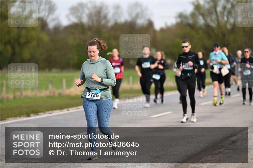 12.04.2026 - 45. Internationalen Wilhelmsburger Insellauf Dr. Thomas Lammeyer http://msf.ph/oto/9436645 12.04.2026 09:28:22 Laufen 2726 meine-sportfotos.de