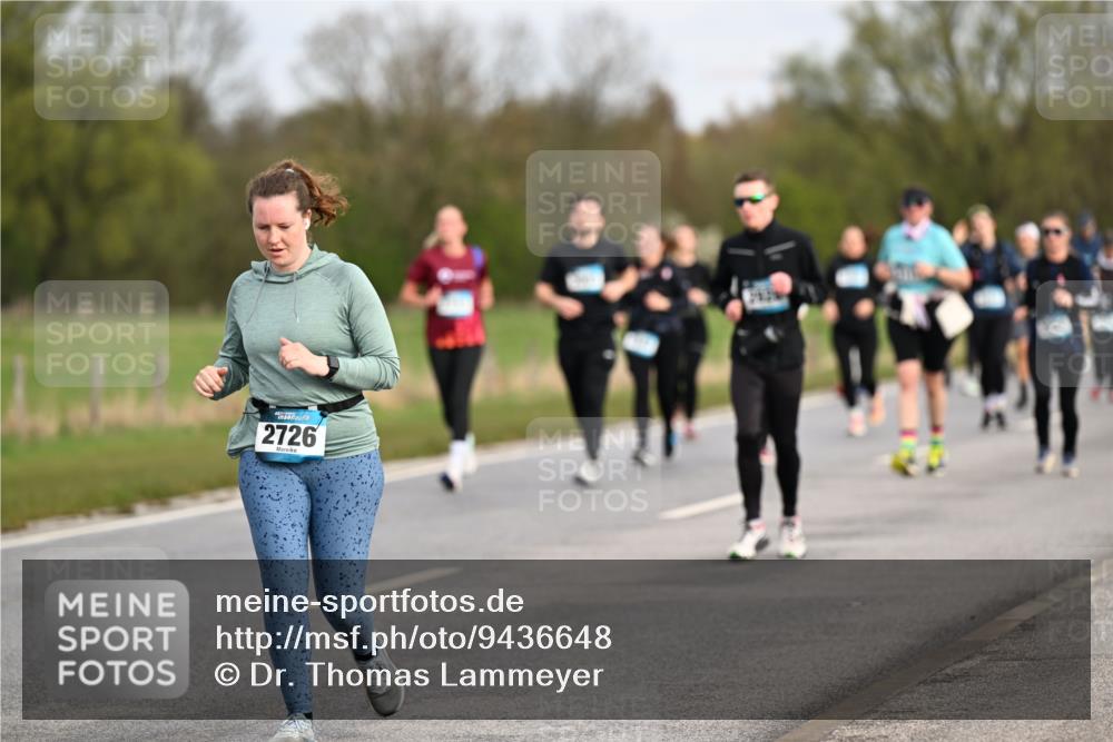 12.04.2026 - 45. Internationalen Wilhelmsburger Insellauf Dr. Thomas Lammeyer http://msf.ph/oto/9436648 12.04.2026 09:28:23 Laufen 2726 meine-sportfotos.de