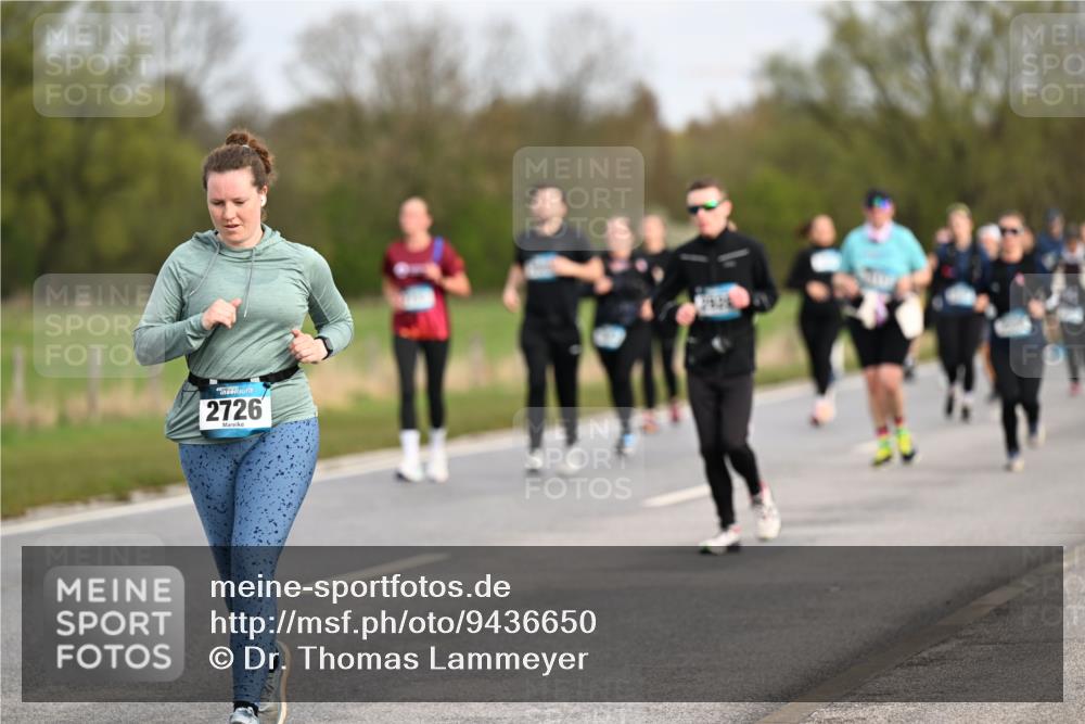 12.04.2026 - 45. Internationalen Wilhelmsburger Insellauf Dr. Thomas Lammeyer http://msf.ph/oto/9436650 12.04.2026 09:28:23 Laufen 2726 meine-sportfotos.de