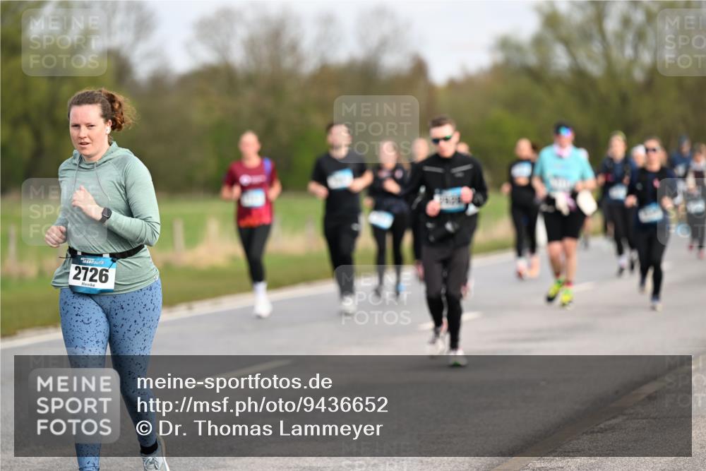 12.04.2026 - 45. Internationalen Wilhelmsburger Insellauf Dr. Thomas Lammeyer http://msf.ph/oto/9436652 12.04.2026 09:28:23 Laufen 2726 meine-sportfotos.de