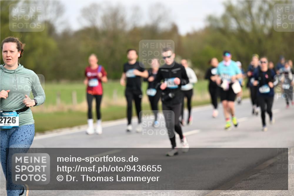 12.04.2026 - 45. Internationalen Wilhelmsburger Insellauf Dr. Thomas Lammeyer http://msf.ph/oto/9436655 12.04.2026 09:28:24 Laufen 2726 meine-sportfotos.de