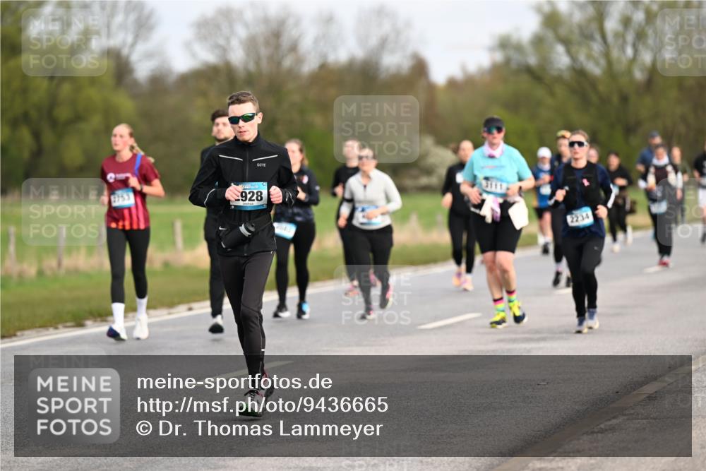 12.04.2026 - 45. Internationalen Wilhelmsburger Insellauf Dr. Thomas Lammeyer http://msf.ph/oto/9436665 12.04.2026 09:28:25 Laufen 2753, 928, 2234 meine-sportfotos.de