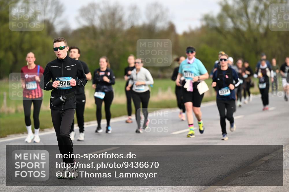 12.04.2026 - 45. Internationalen Wilhelmsburger Insellauf Dr. Thomas Lammeyer http://msf.ph/oto/9436670 12.04.2026 09:28:26 Laufen 2928 meine-sportfotos.de