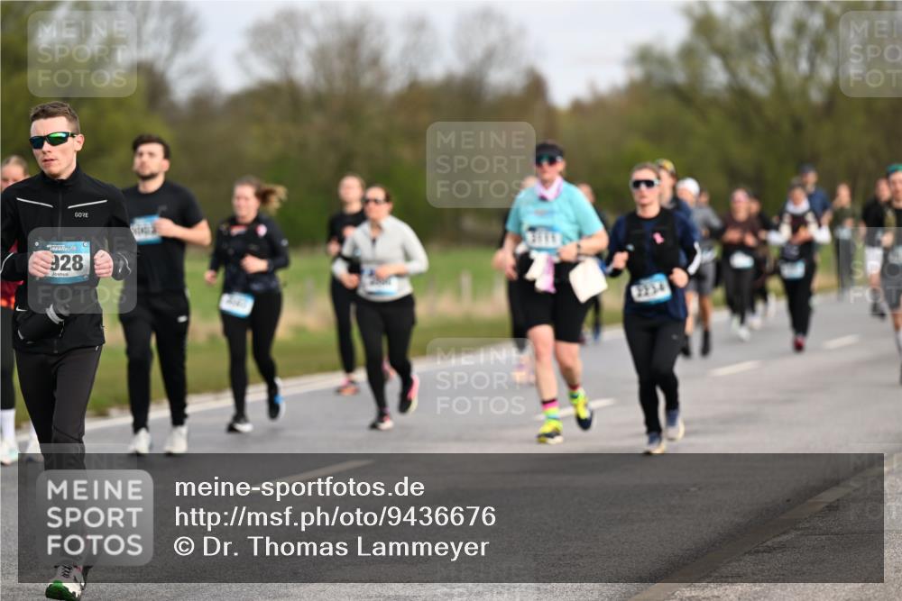 12.04.2026 - 45. Internationalen Wilhelmsburger Insellauf Dr. Thomas Lammeyer http://msf.ph/oto/9436676 12.04.2026 09:28:27 Laufen 928 meine-sportfotos.de