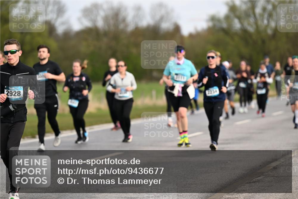 12.04.2026 - 45. Internationalen Wilhelmsburger Insellauf Dr. Thomas Lammeyer http://msf.ph/oto/9436677 12.04.2026 09:28:27 Laufen 2928, 3110, 2234 meine-sportfotos.de