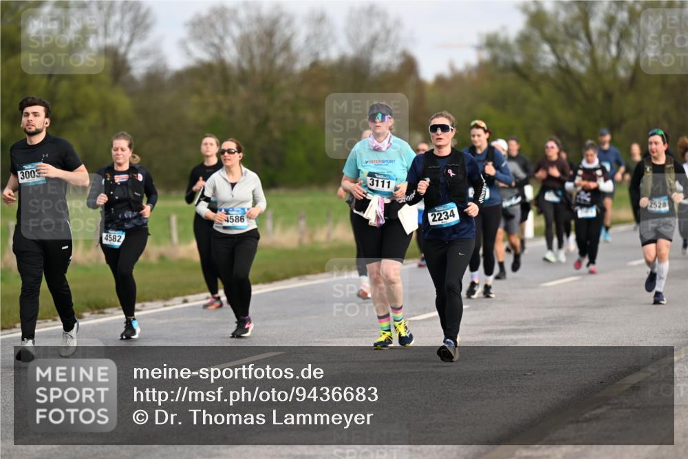 12.04.2026 - 45. Internationalen Wilhelmsburger Insellauf Dr. Thomas Lammeyer http://msf.ph/oto/9436683 12.04.2026 09:28:28 Laufen 3003, 4582, 4586, 3111, 2234, 2528 meine-sportfotos.de