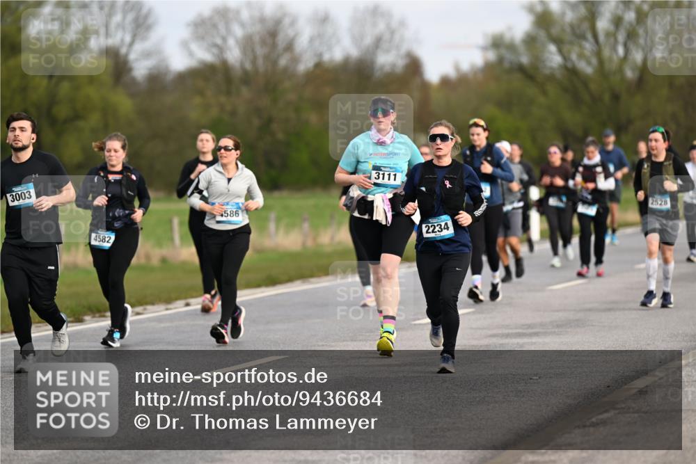 12.04.2026 - 45. Internationalen Wilhelmsburger Insellauf Dr. Thomas Lammeyer http://msf.ph/oto/9436684 12.04.2026 09:28:28 Laufen 3003, 4582, 586, 3111, 2234, 2528 meine-sportfotos.de