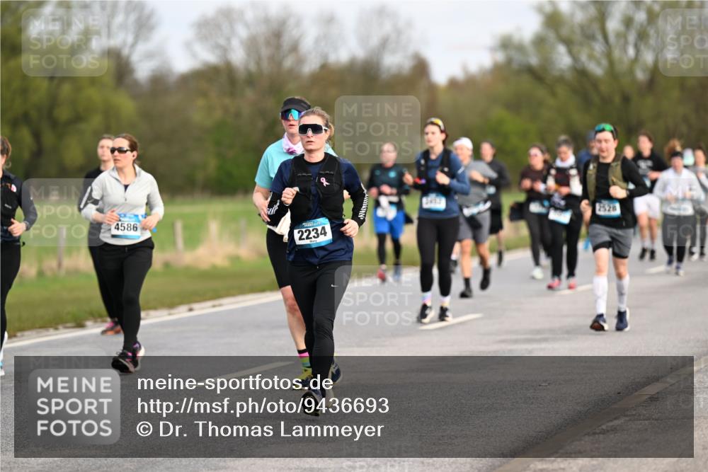 12.04.2026 - 45. Internationalen Wilhelmsburger Insellauf Dr. Thomas Lammeyer http://msf.ph/oto/9436693 12.04.2026 09:28:29 Laufen 4586, 2234, 2528 meine-sportfotos.de