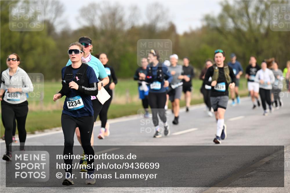 12.04.2026 - 45. Internationalen Wilhelmsburger Insellauf Dr. Thomas Lammeyer http://msf.ph/oto/9436699 12.04.2026 09:28:30 Laufen 4586, 2234 meine-sportfotos.de