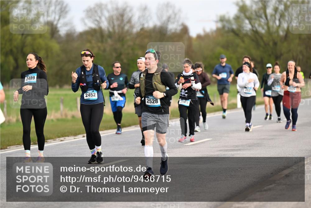 12.04.2026 - 45. Internationalen Wilhelmsburger Insellauf Dr. Thomas Lammeyer http://msf.ph/oto/9436715 12.04.2026 09:28:33 Laufen 2489, 2452, 2528, 2025, 2521, 2526 meine-sportfotos.de