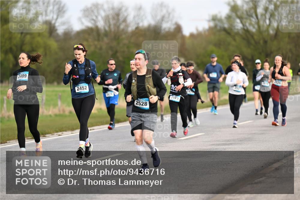 12.04.2026 - 45. Internationalen Wilhelmsburger Insellauf Dr. Thomas Lammeyer http://msf.ph/oto/9436716 12.04.2026 09:28:33 Laufen 2489, 2452, 3476, 2528, 2025, 2526 meine-sportfotos.de