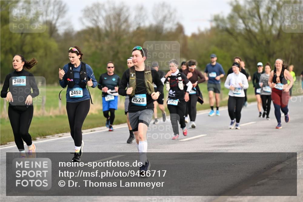 12.04.2026 - 45. Internationalen Wilhelmsburger Insellauf Dr. Thomas Lammeyer http://msf.ph/oto/9436717 12.04.2026 09:28:33 Laufen 2489, 2452, 5470, 2528, 2025, 2526 meine-sportfotos.de