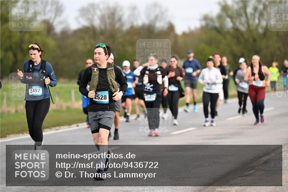 12.04.2026 - 45. Internationalen Wilhelmsburger Insellauf Dr. Thomas Lammeyer http://msf.ph/oto/9436722 12.04.2026 09:28:34 Laufen 2452, 2528 meine-sportfotos.de