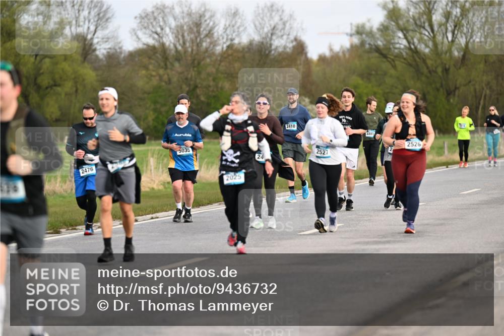 12.04.2026 - 45. Internationalen Wilhelmsburger Insellauf Dr. Thomas Lammeyer http://msf.ph/oto/9436732 12.04.2026 09:28:36 Laufen 130, 2476, 5035, 2025, 24, 2410, 2521, 4485, 2, 2526 meine-sportfotos.de