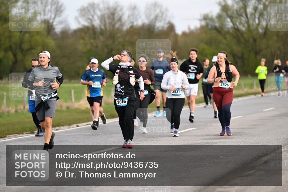 12.04.2026 - 45. Internationalen Wilhelmsburger Insellauf Dr. Thomas Lammeyer http://msf.ph/oto/9436735 12.04.2026 09:28:36 Laufen 24, 250, 5035, 2025, 2527, 2817, 2526 meine-sportfotos.de