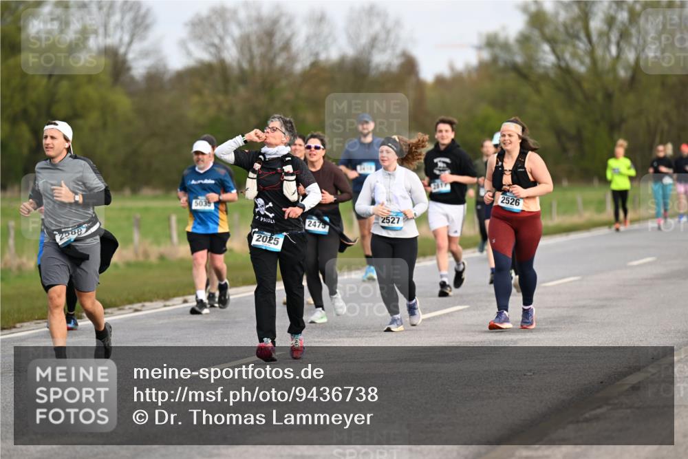 12.04.2026 - 45. Internationalen Wilhelmsburger Insellauf Dr. Thomas Lammeyer http://msf.ph/oto/9436738 12.04.2026 09:28:36 Laufen 5035, 2527, 2475, 2588, 2025, 2526 meine-sportfotos.de