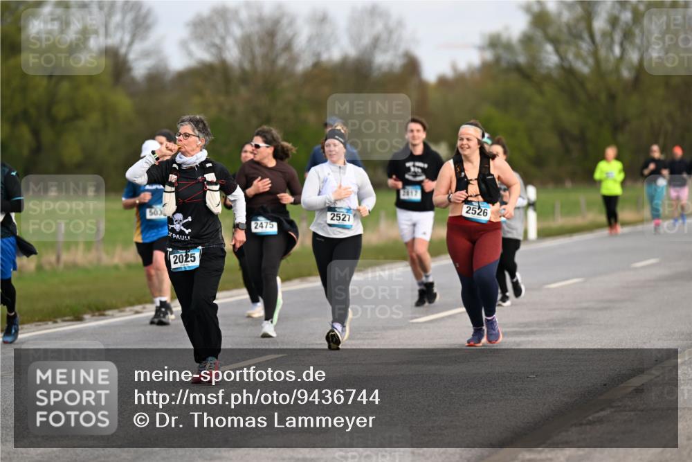 12.04.2026 - 45. Internationalen Wilhelmsburger Insellauf Dr. Thomas Lammeyer http://msf.ph/oto/9436744 12.04.2026 09:28:37 Laufen 503, 2025, 2475, 2527, 2817, 2526 meine-sportfotos.de