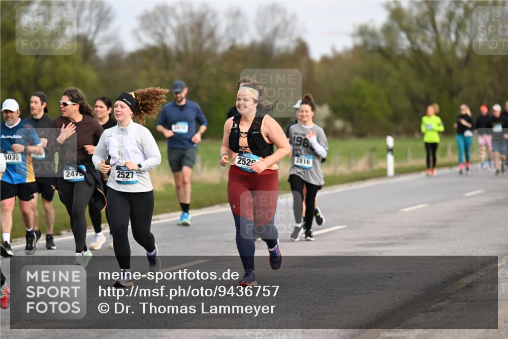 12.04.2026 - 45. Internationalen Wilhelmsburger Insellauf Dr. Thomas Lammeyer http://msf.ph/oto/9436757 12.04.2026 09:28:39 Laufen 5035, 254, 2475, 2527, 2418, 252, 196, 2816 meine-sportfotos.de