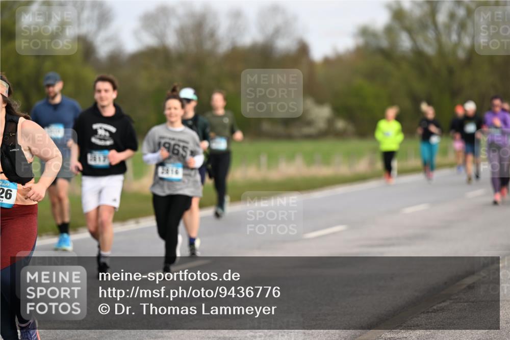 12.04.2026 - 45. Internationalen Wilhelmsburger Insellauf Dr. Thomas Lammeyer http://msf.ph/oto/9436776 12.04.2026 09:28:42 Laufen 965, 26 meine-sportfotos.de