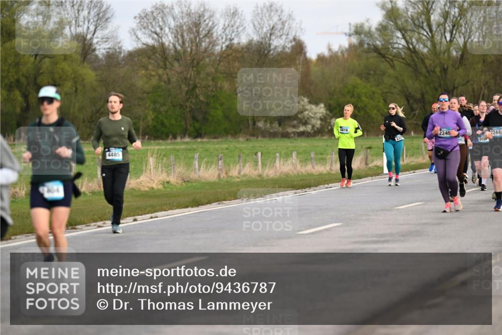 12.04.2026 - 45. Internationalen Wilhelmsburger Insellauf Dr. Thomas Lammeyer http://msf.ph/oto/9436787 12.04.2026 09:28:45 Laufen 4485, 5616, 232, 2245, 368, 2244 meine-sportfotos.de