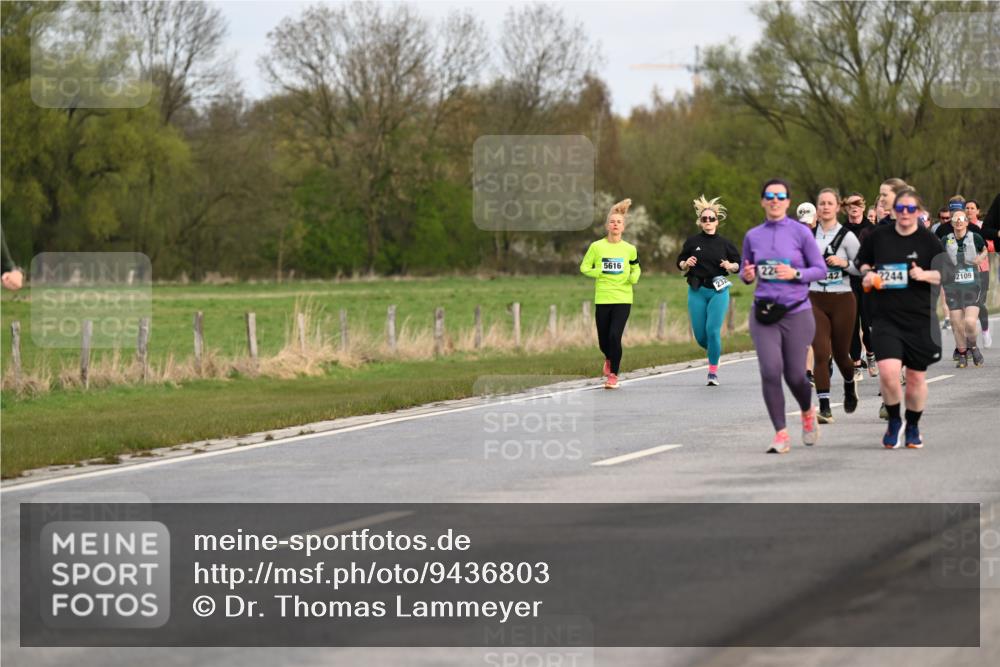 12.04.2026 - 45. Internationalen Wilhelmsburger Insellauf Dr. Thomas Lammeyer http://msf.ph/oto/9436803 12.04.2026 09:28:47 Laufen 5616, 232, 42, 2244, 2109 meine-sportfotos.de